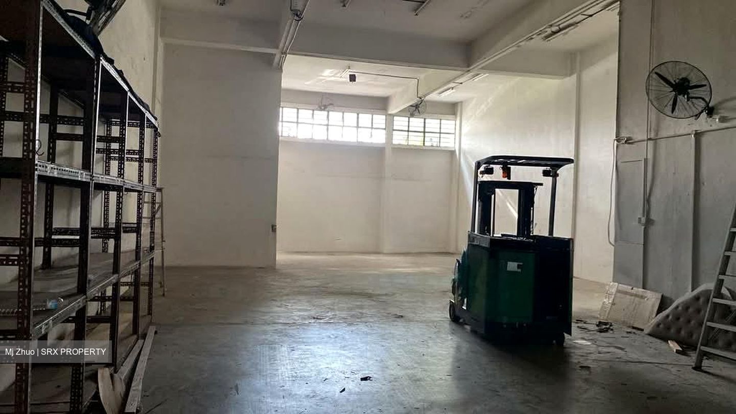 K.b. Warehouse Complex (D14), Factory #549819181